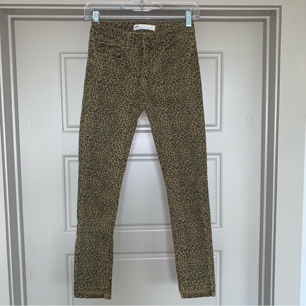 Zara Cheetah Print Jeans